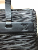 Black Epi Leather Croisette PM